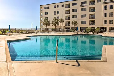 Image de Indian Beach Vacation Rental w/ Beach Access!