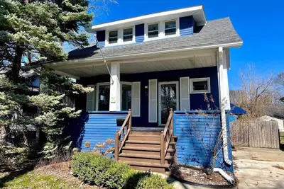 Image de King Size Peaceful Getaway - Mins from downtown
