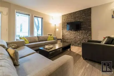 Image de Modern 2 bed/2 bath Condo in Great location\n