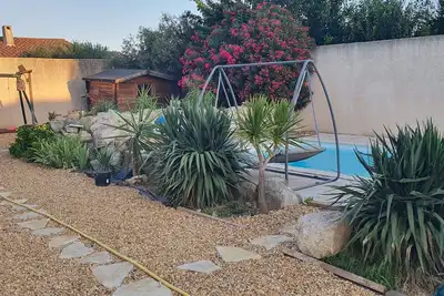 Image de Studio privé avec Spa et Piscine