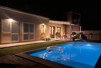 Image de Villa with pool between Versilia and the Cinque Terre