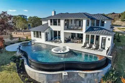 Image de Lone Star Luxe - Pool/Hot tub/Theater/Gameroom
