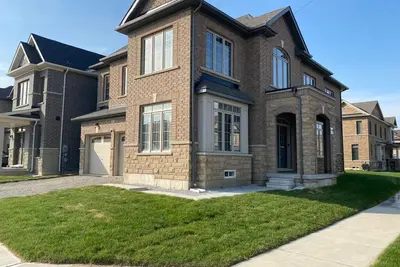 Image de Amazing Fun Place With 6 Beds 3. 5 Bath Home Having 14 People Sleeping Capacity