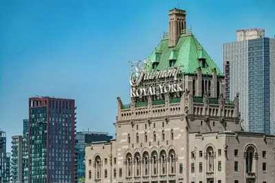 Image de 6ixStay|| beautiful 2 bedroom, 2 bathroom