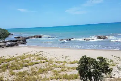 Image de Beach Front 2-Br 2-Ba Huge House in charming St. Elizabeth Parish with WiFi, Ac