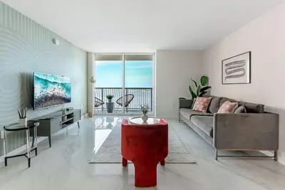 Image de Brickell Bay View Oasis with Pool Hot Tub and Gym