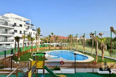 Image de Appartement luxuriant avec salle de sport à Motril Playa