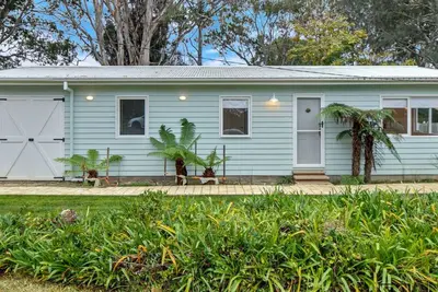Image de Retro Coastal Cottage