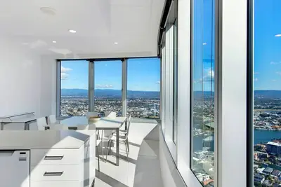 Image de Stunning 2 Bedroom Ocean Views Apartment - CoastHM