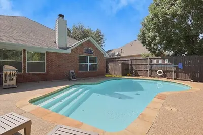 Image de The Blue Holly - Bright & Spacious with a Pool