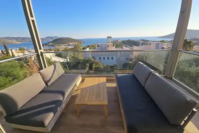 Modern villa with swimming pool and  amazing sea view in Athens Riviera x10 pers