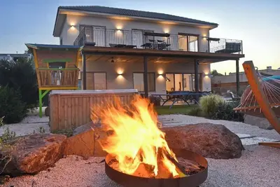 Image de Three-Bedroom House