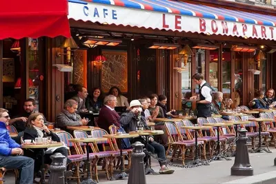 Image de Skyline Serenity:Chic Parisian Escape & Stunning Rooftop Views @ Saint Germain