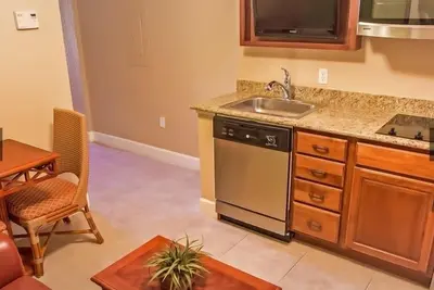 Image de Vacation Resort Get-Away. One mile to Disney and down the street to Sea World.