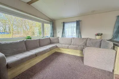 Image de Homely caravan with free WiFi at Broadland Sands Park, Suffolk ref 20002bs