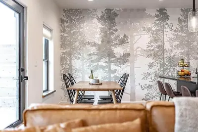 Image de Basecamp Stays: Unique Home w/ A/C, Garage, Patio