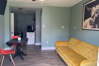 Image de Cottage close to French Quarters