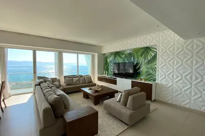 Image de The best views of the sea, the mountains and the sunsets. Beachfront