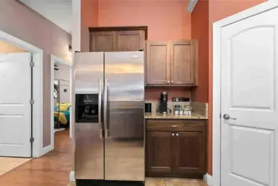 Image de Contemporary Apartment “Downtown Belleville”