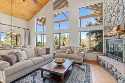 Image de Beautiful Cabin in Az, Gameroom, Deck/Patio Views, Quiet, 1 Pm Check In And Out!