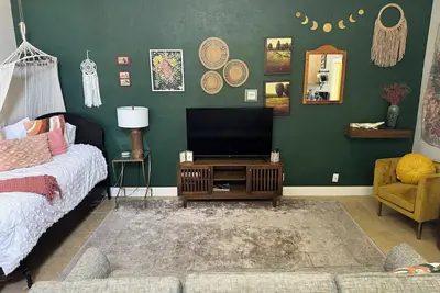 Image de “The Clementine” Boho Home in Orlando’s Food Scene