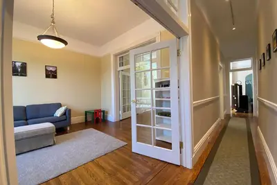 Image de Spacious 1+ Br flat in the Castro, central San Francisco.