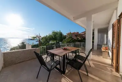 Image de Appartement de deux chambres prés de la plage Petrcane, Zadar (A-21595-a)