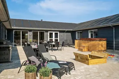 Image de \"Sinikka\" - 350m from the sea by Interhome