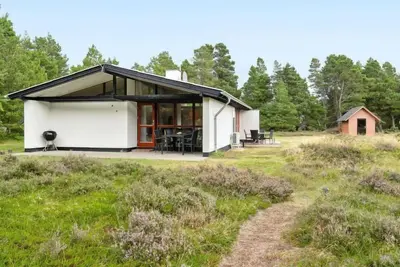 Image de \"Nila\" - 750m from the sea by Interhome