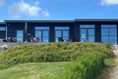 Image de \"Ilian\" - 200m from the sea by Interhome
