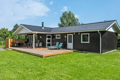 Image de \"Iven\" - 300m from the sea by Interhome