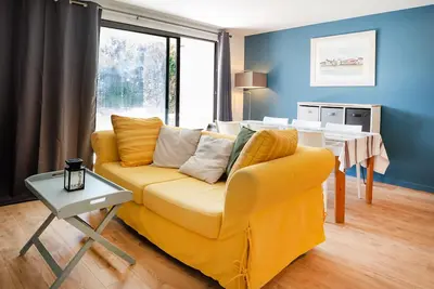 Image de Maison de vacances 'Etxe Ttippi' avec vue sur les montagnes, terrasse, jardin et Wi-Fi