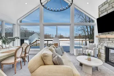 Image de Gorgeous private retreat with hot tub