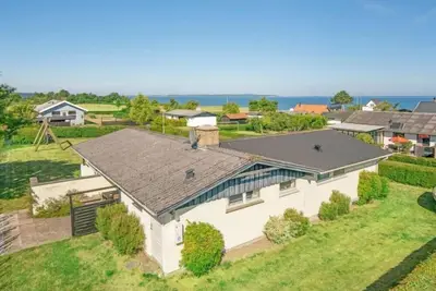 Image de \"Evald\" - 200m from the sea by Interhome