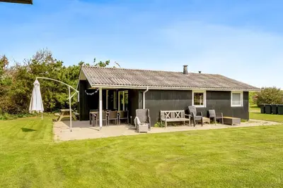 Image de \"Bistra\" - 400m from the sea by Interhome