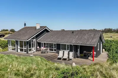 Image de \"Lauri\" - 350m from the sea by Interhome