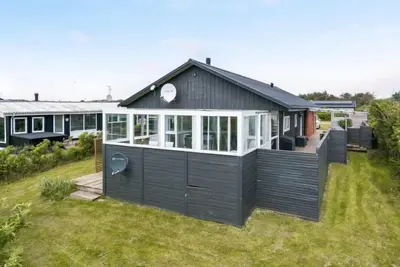 Image de \"Marlene\" - 400m from the sea by Interhome