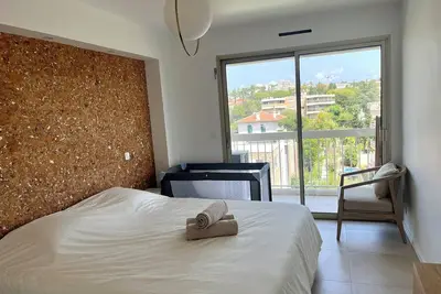 Image de Superbe Appartement  2 chambres Piscine à 2 minutes de la mer