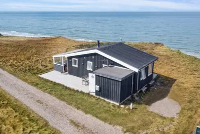 Image de \"Freydis\" - 92m from the sea by Interhome