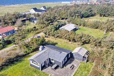 Image de \"Lisabeth\" - 250m from the sea by Interhome