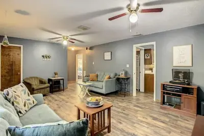 Image de Beautiful Cabin near The Villages & Silver Springs\n