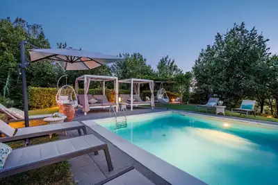 Image de Casa Bellavista at Il Borghetto Farmhouse, smart, convenient rental home with shared pool in Lucca