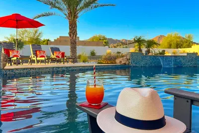 Image de Luxe Resort | Heated Pool+Spa | 5 Bedrooms