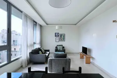 Image de Modern 3br Apt next to Hotel Dieu 24\/7 Power