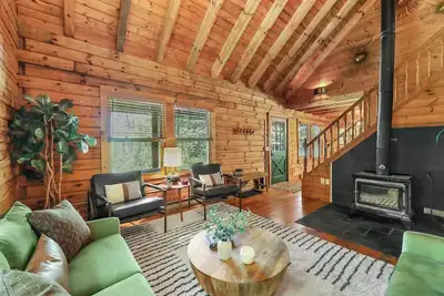 Image de Modern Cabin Near Tanglewood