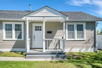 Image de Sunshine Bungalow Minutes from DowntownCharleston\n