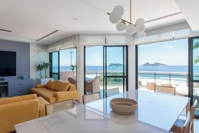 Image de Cobertura Duplex no Rio de Janeiro - Em frente a praia e vista para montanha!