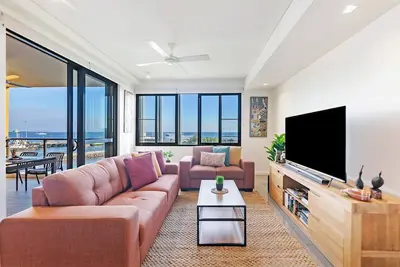 Image de Marina Outlook Scenic Waterfront Living with Pool