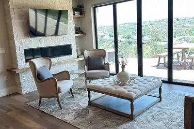 Image de Private sanctuary with panoramic mountain views in Encinitas beach town!