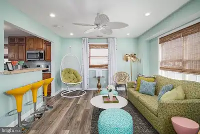 Image de Perfect for a Getaway - Quaint Neighborhood Local to Boardwalk - Sleeps 6-10.